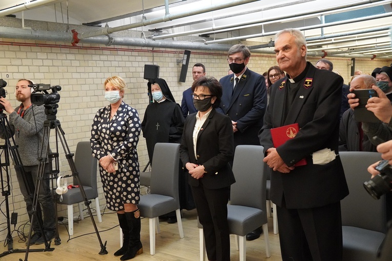 Poświęcenie kaplicy na Dworcu Głównym PKP we Wrocławiu i błogosławieństwo Stacji Dialog PKWP