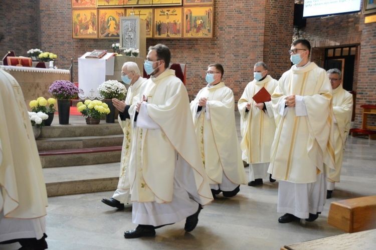 25 lat Apostolstwa Dobrej Śmierci w opolskiej parafii Przemienienia Pańskiego