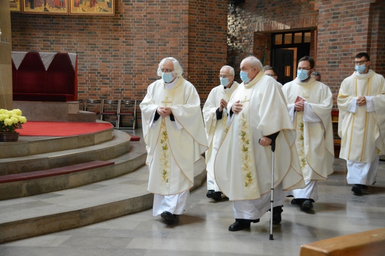 25 lat Apostolstwa Dobrej Śmierci w opolskiej parafii Przemienienia Pańskiego