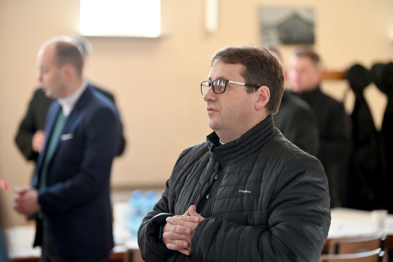 Spotkanie synodalne dla księży i zgromadzeń zakonnych