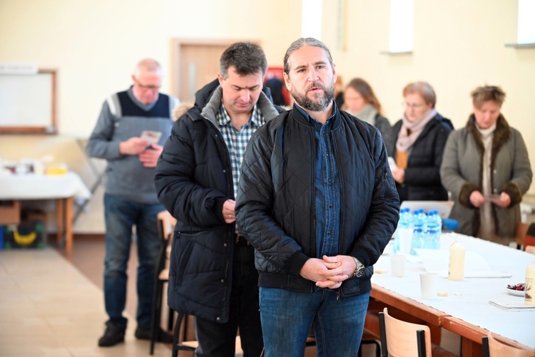 Spotkanie synodalne dla księży i zgromadzeń zakonnych