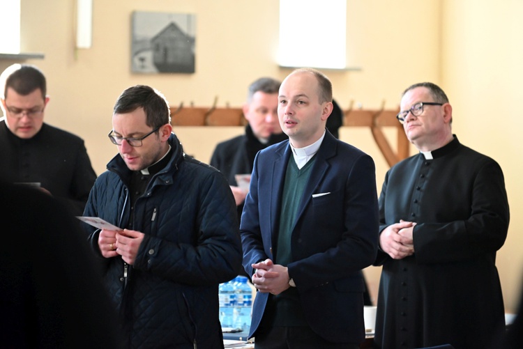 Spotkanie synodalne dla księży i zgromadzeń zakonnych