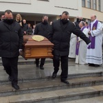 Płock. Pogrzeb ks. Piotra Muzyczyszyna