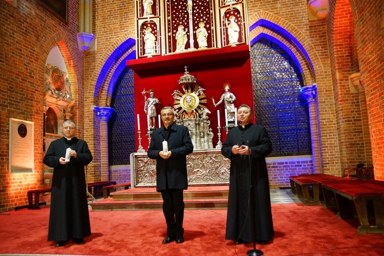 Inauguracja Wigilijnego Dzieła Pomocy Dzieciom