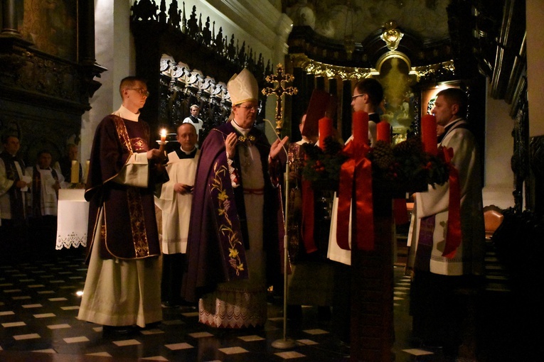 I nieszpory Adwentu w archikatedrze oliwskiej