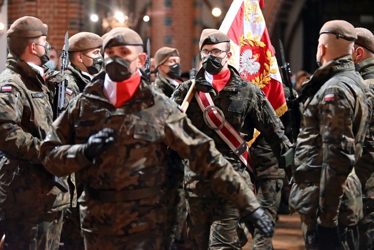Wałbrzych. Msza św. przed przysięgą żołnierzy WOT 