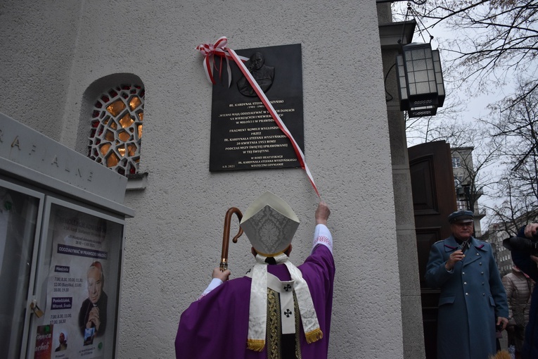 Gdynia. Wprowadzenie relikwii bł. kard. Stefana Wyszyńskiego