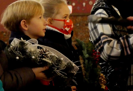 Adwentowe wieńce dzieci z Leśnej - 2021