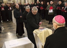 Nowi dziekani, wicedziekani i dekanalni ojcowie duchowni rozpoczęli posługę od złożenia wyznania wiary w płockiej katedrze.