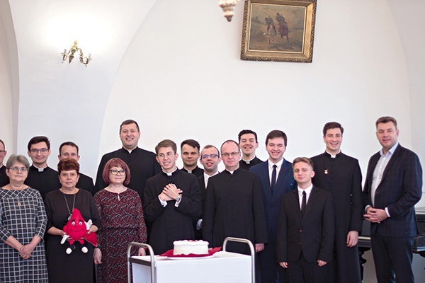 W ubiegłym roku przekazali 15 litrów bezcennego płynu.