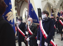 Codziennie kolejne oddziały będą modliły się za ojczyznę.