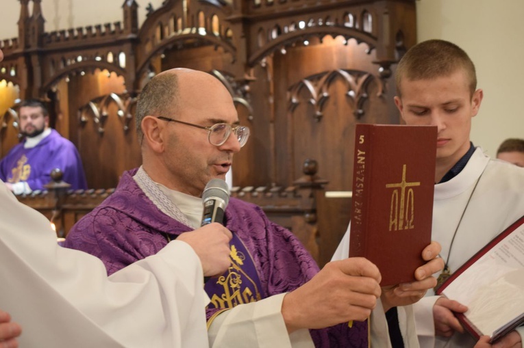 Nowi lektorzy w dekanacie i ministranci w Bobowej