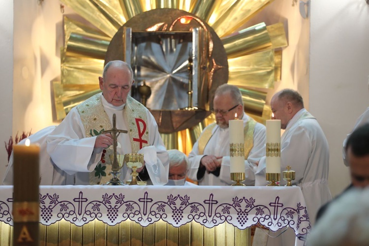 Ostatnie pożegnanie śp. ks. Alojzego Wencepla w Ustroniu-Polanie