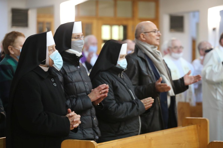 Ostatnie pożegnanie śp. ks. Alojzego Wencepla w Ustroniu-Polanie