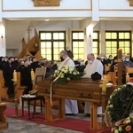 Ostatnie pożegnanie śp. ks. Alojzego Wencepla w Ustroniu-Polanie