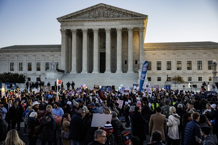 Sąd Najwyższy USA wraca do sprawy aborcji. Jest wielka szansa na zmianę prawa, które kosztowało życie około 60 milionów dzieci