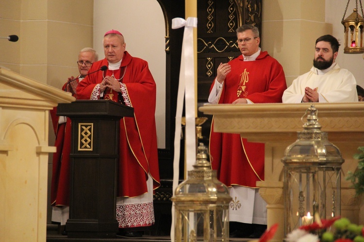 Ruda Śl. Msza w pierwsze wspomnienie liturgiczne ks. Machy