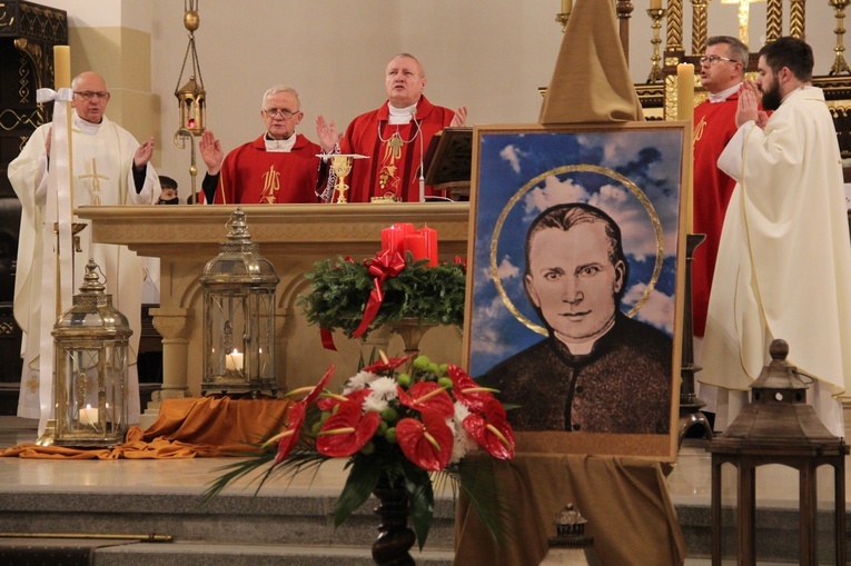 Ruda Śl. Msza w pierwsze wspomnienie liturgiczne ks. Machy