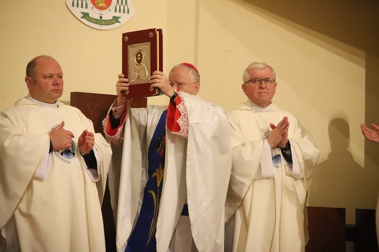 Poświęcenie nowych organów w Prokocimiu Nowym