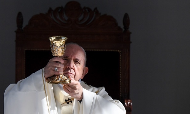 Abp Vassilios: mamy nadzieję na jedność Eucharystyczną