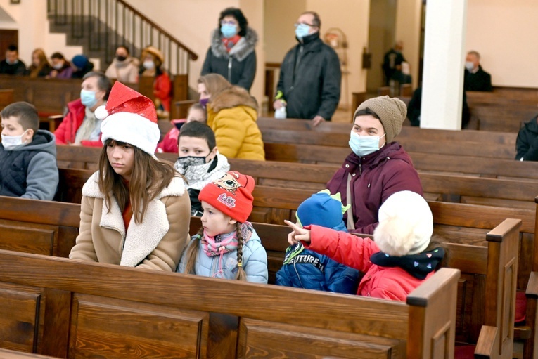 Dzierżoniów. Biskup pomógł Mikołajowi