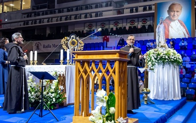 Toruń: Kilka tysięcy wiernych uczestniczy w obchodach 30-lecia Radia Maryja