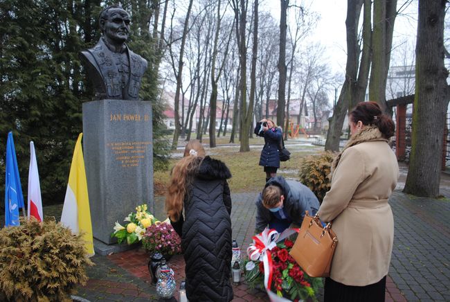 Sztandar dla Zespołu Szkolno - Przedszkolnego w Ulanowie