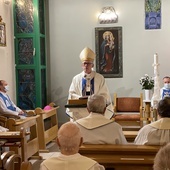 Abp W. Skworc do księży emerytów: "Uczmy się od Maryi"