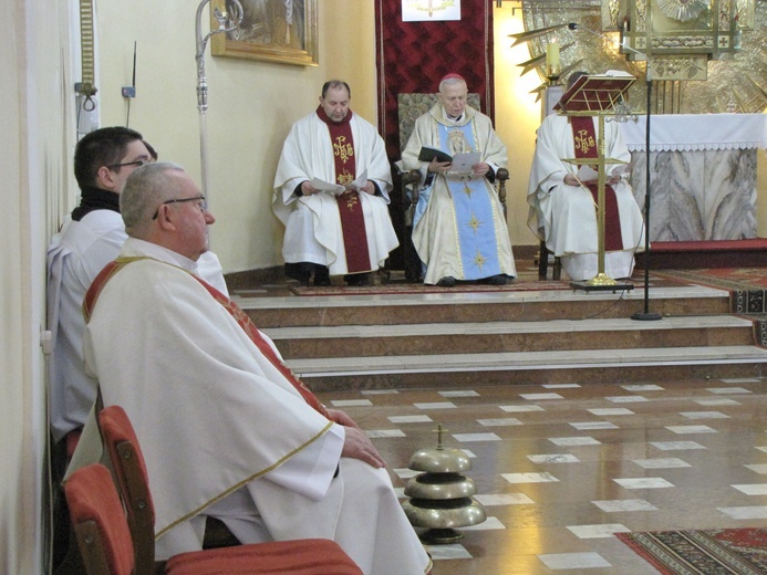 Przez osiem dni trwa uroczysty obchód odpustowy w sanktuarium Matki Bożej Niepokalanej Przewodniczki w Przasnyszu.