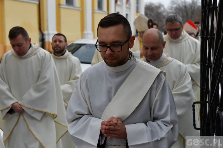 Święcenia kapłańskie w Głogowie