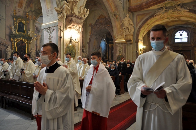 Ks. Przemysław Kaziszyn przyjął święcenia w Głogówku