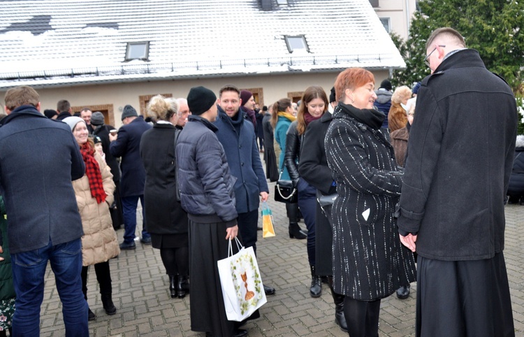 Po święceniach w Głogówku