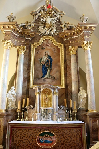 Poświęcenie odnowionego ołtarza św. Filomeny