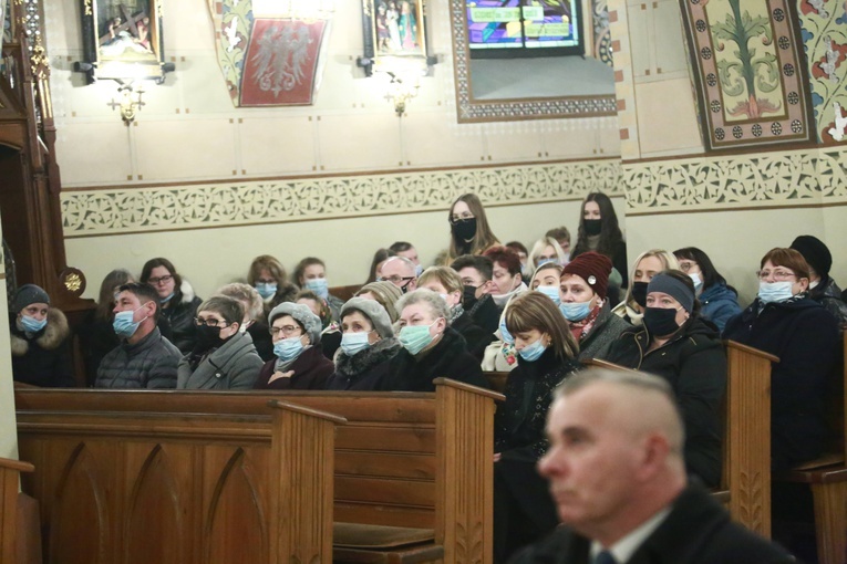Poświęcenie polichromii w Lubczy