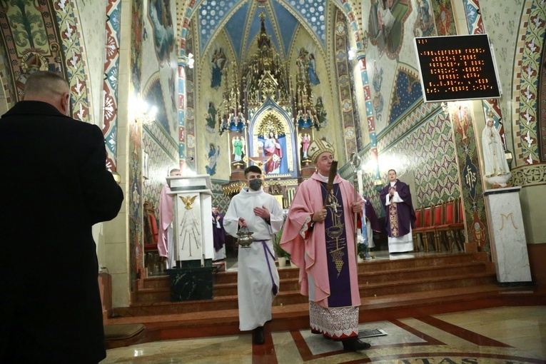 Poświęcenie polichromii w Lubczy