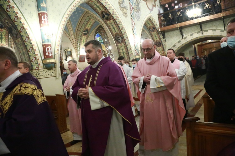 Poświęcenie polichromii w Lubczy