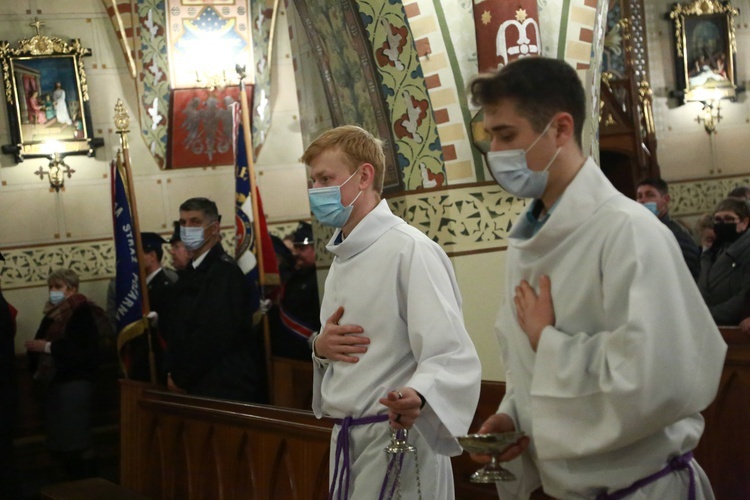 Poświęcenie polichromii w Lubczy