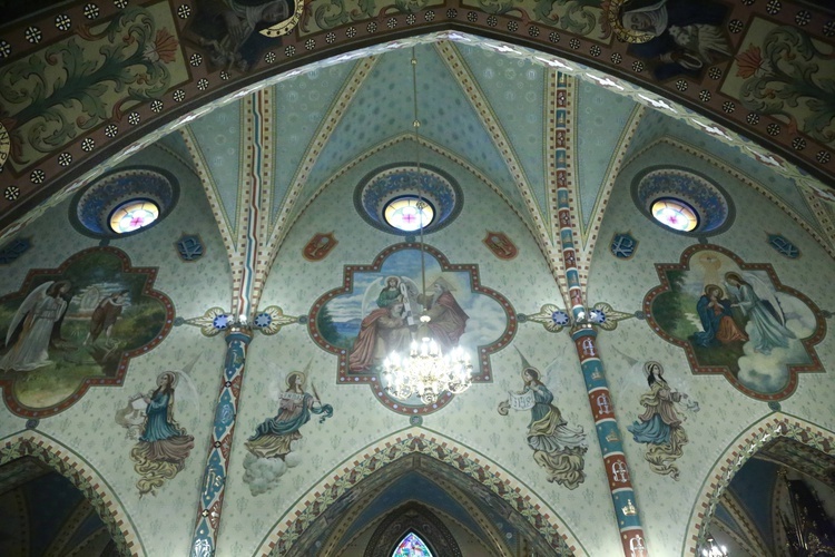 Polichromia kościoła w Lubczy