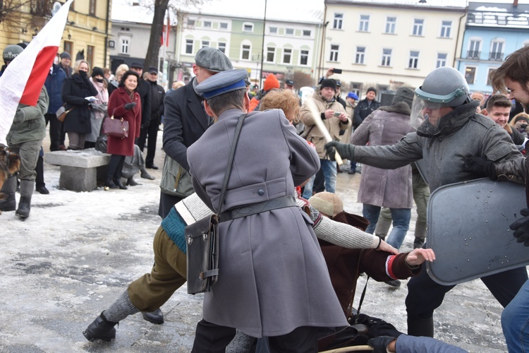 Obchody 40. rocznicy Stanu Wojennego w Nowym Targu 