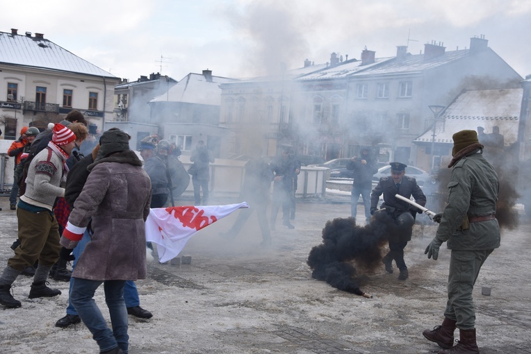 Obchody 40. rocznicy Stanu Wojennego w Nowym Targu 