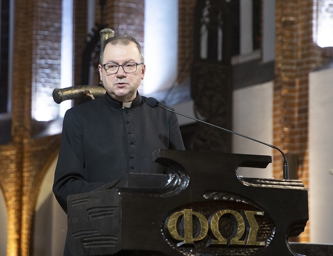 Promocja książki o bazylice