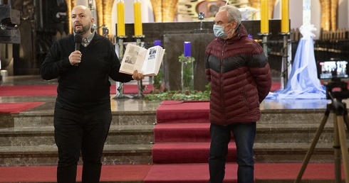 Promocja książki o bazylice