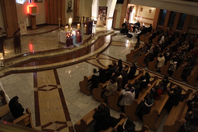 Nowy Sącz. Adwentowe czuwanie dla młodzieży z okręgu sądeckiego