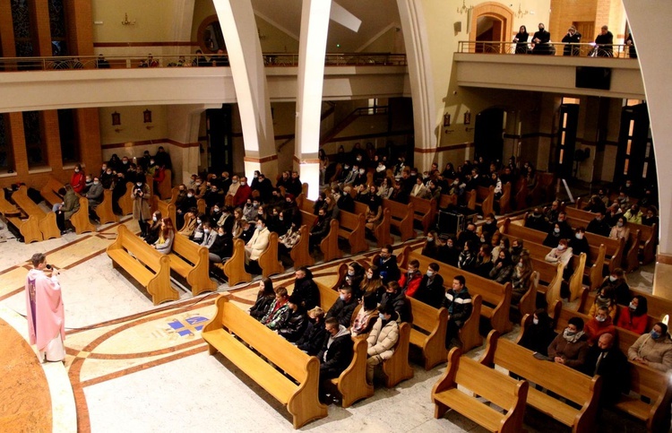 Nowy Sącz. Adwentowe czuwanie dla młodzieży z okręgu sądeckiego