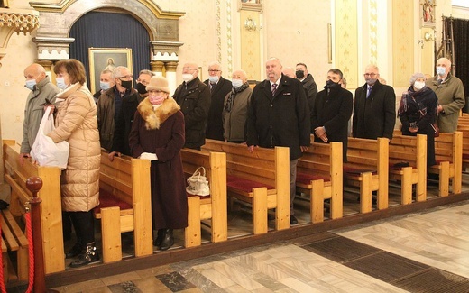 40. rocznica wprowadzenia stanu wojennego i poświęcenia sztandaru "Solidarności" w Rajczy