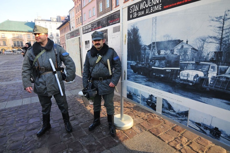 Obchody 40 rocznicy ogłoszenia stanu wojennego w Krakowie cz. 1