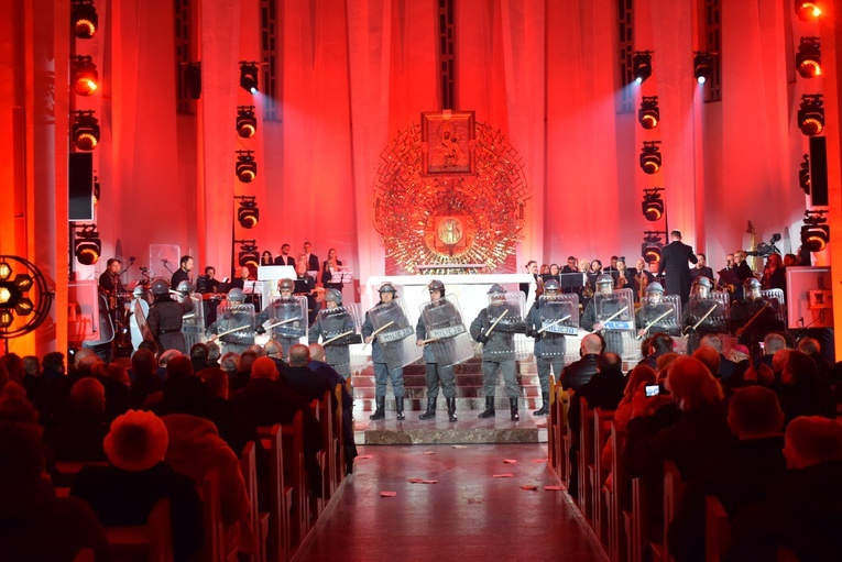 Obchody wprowadzenia stanu wojennego