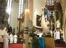 	W naszej diecezji obłóczyny odbywają się tradycyjnie 8 grudnia.