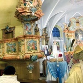 W Domaszkowie biskup poświęcił odrestaurowaną ambonę.