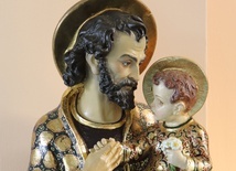 Figurka św. Józefa. Z Synem